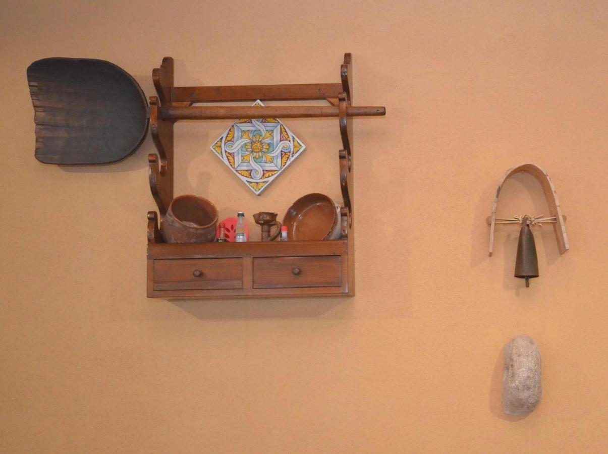 Cascina Degli Ulivi Panzió Castelluzzo Kültér fotó